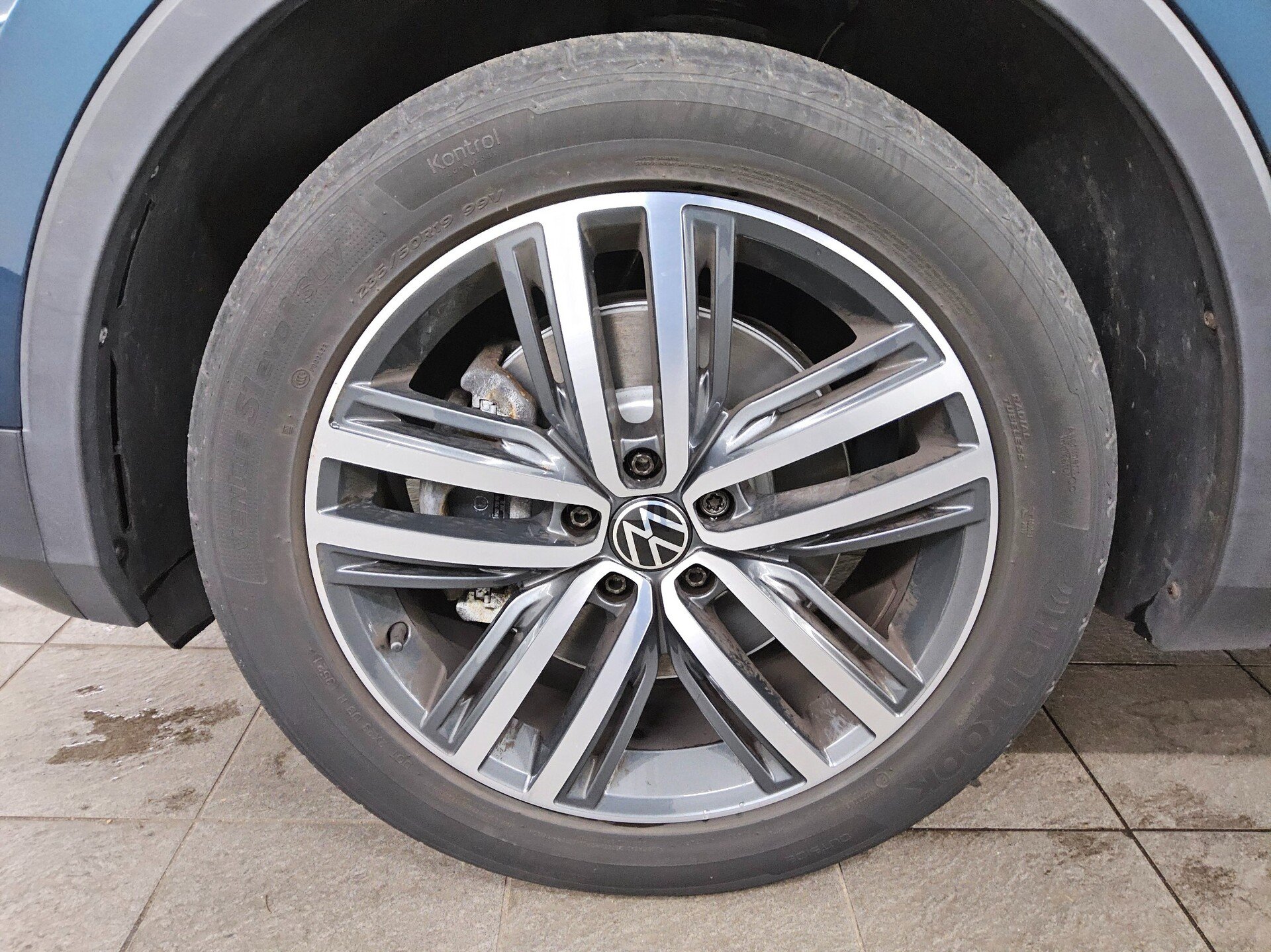 Volkswagen Tiguan 2.0 TDI 4M Elegance Navi AID Matrix Pano 11