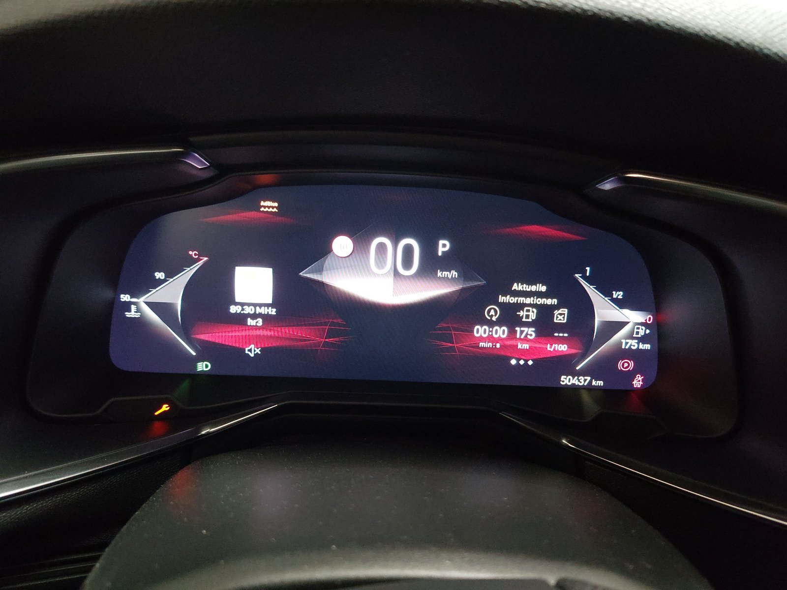 DS DS7 1.5 BlueHDI Performance Line NAVI LED LEDER SHZ RFK 17