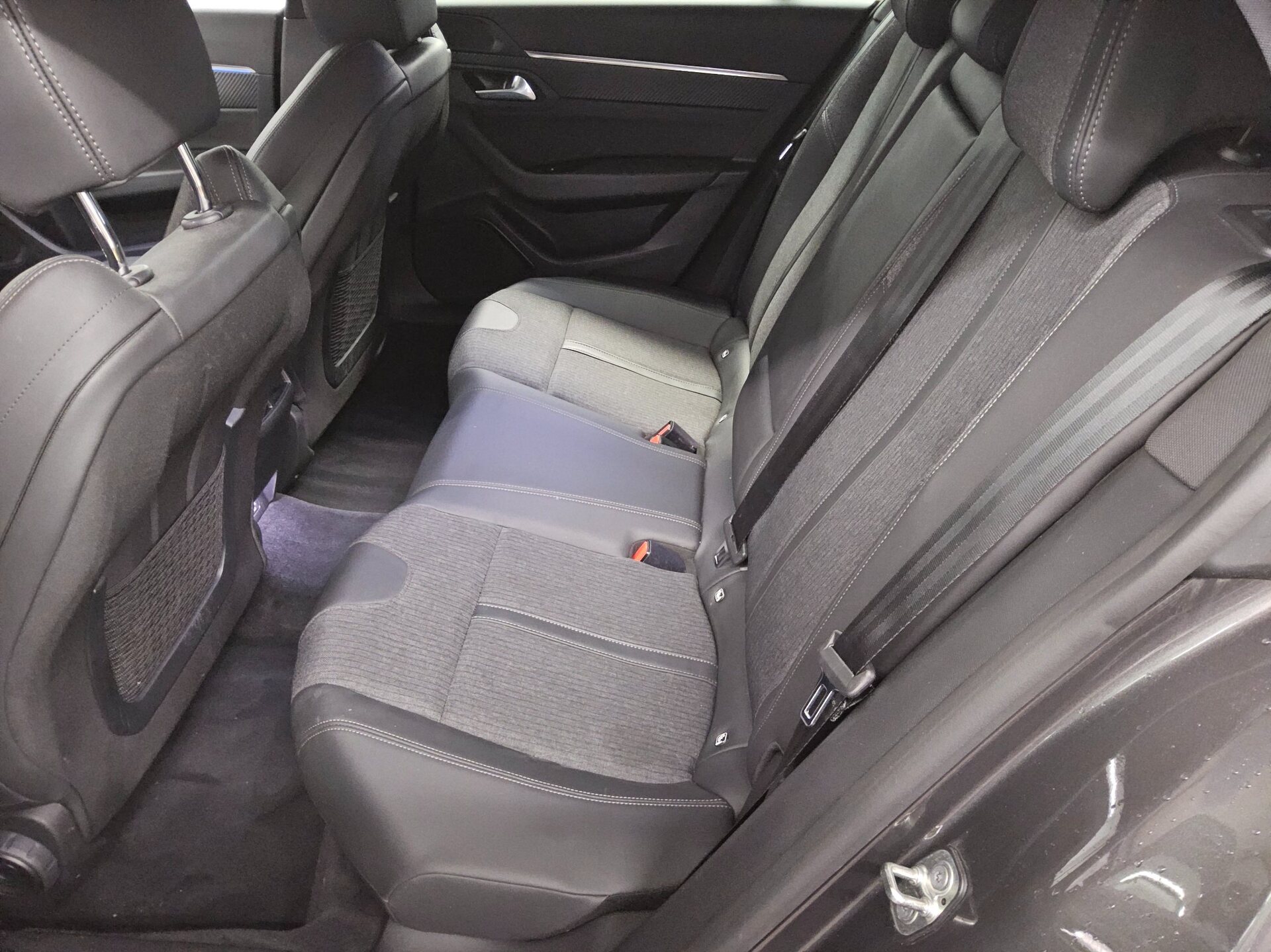 Peugeot 508 SW 1.5 BlueHDI Allure T-Leder Navi LED RFK 13