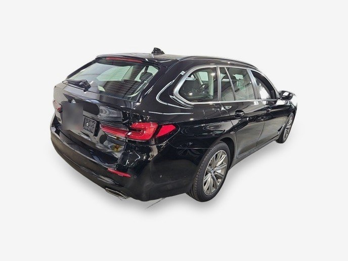 BMW 530iA Touring Pano HuD 4