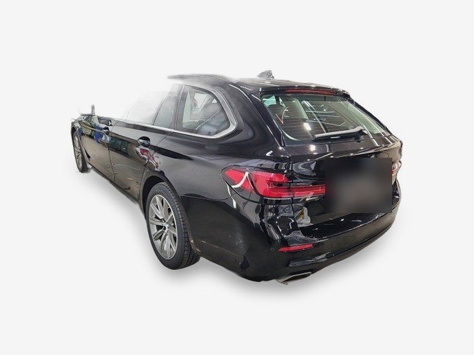 BMW 530iA Touring Pano HuD 3