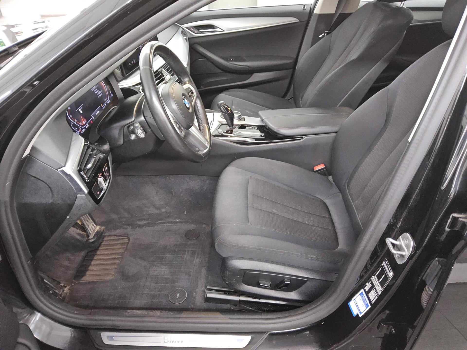 BMW 520dA Touring Navi LED LC-Pro RfK AHK PDC Shz 9