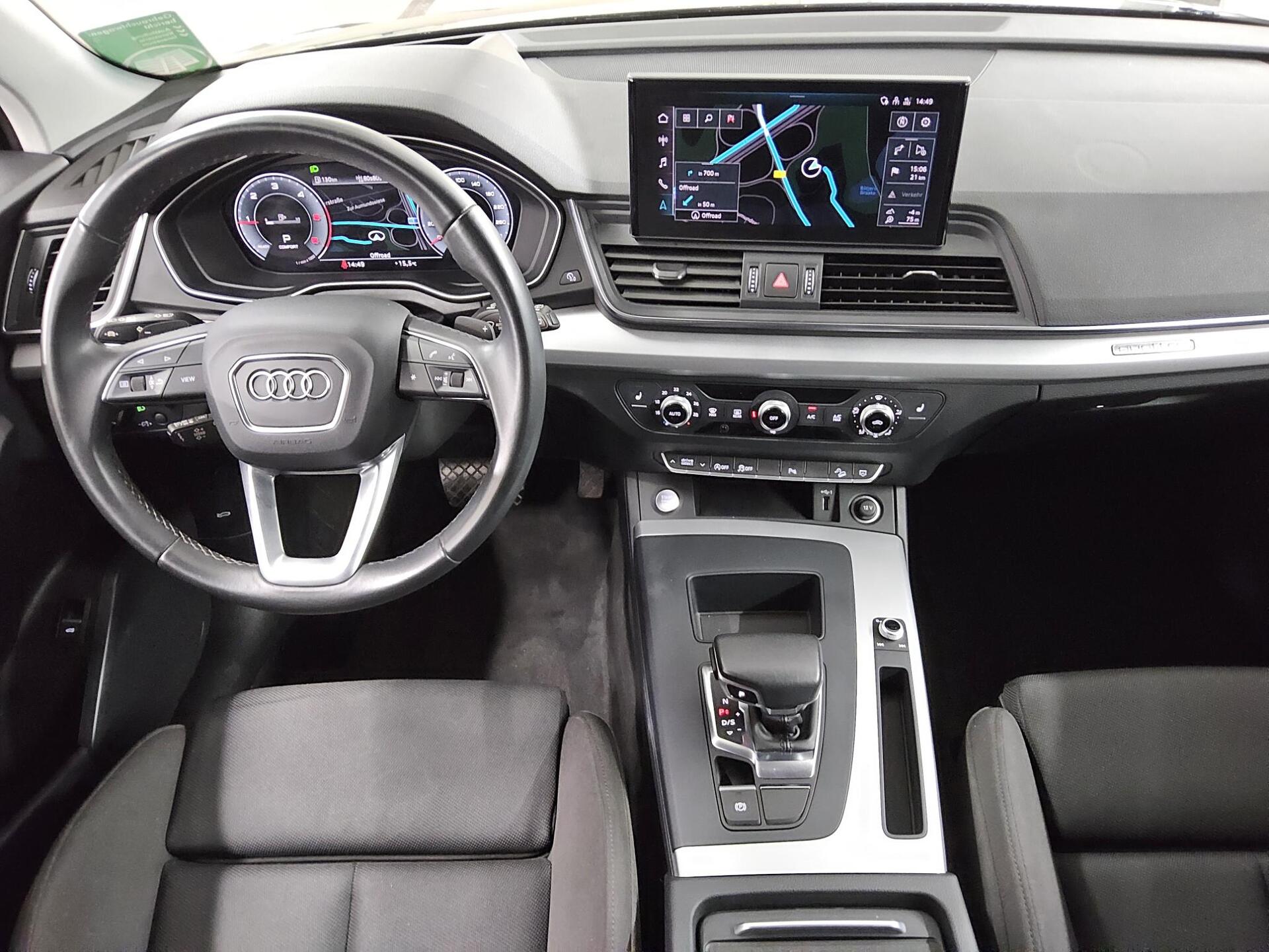 Audi Q5 40 TDI Qu. Navi Matrix vc+ HuD RFK ACC 5