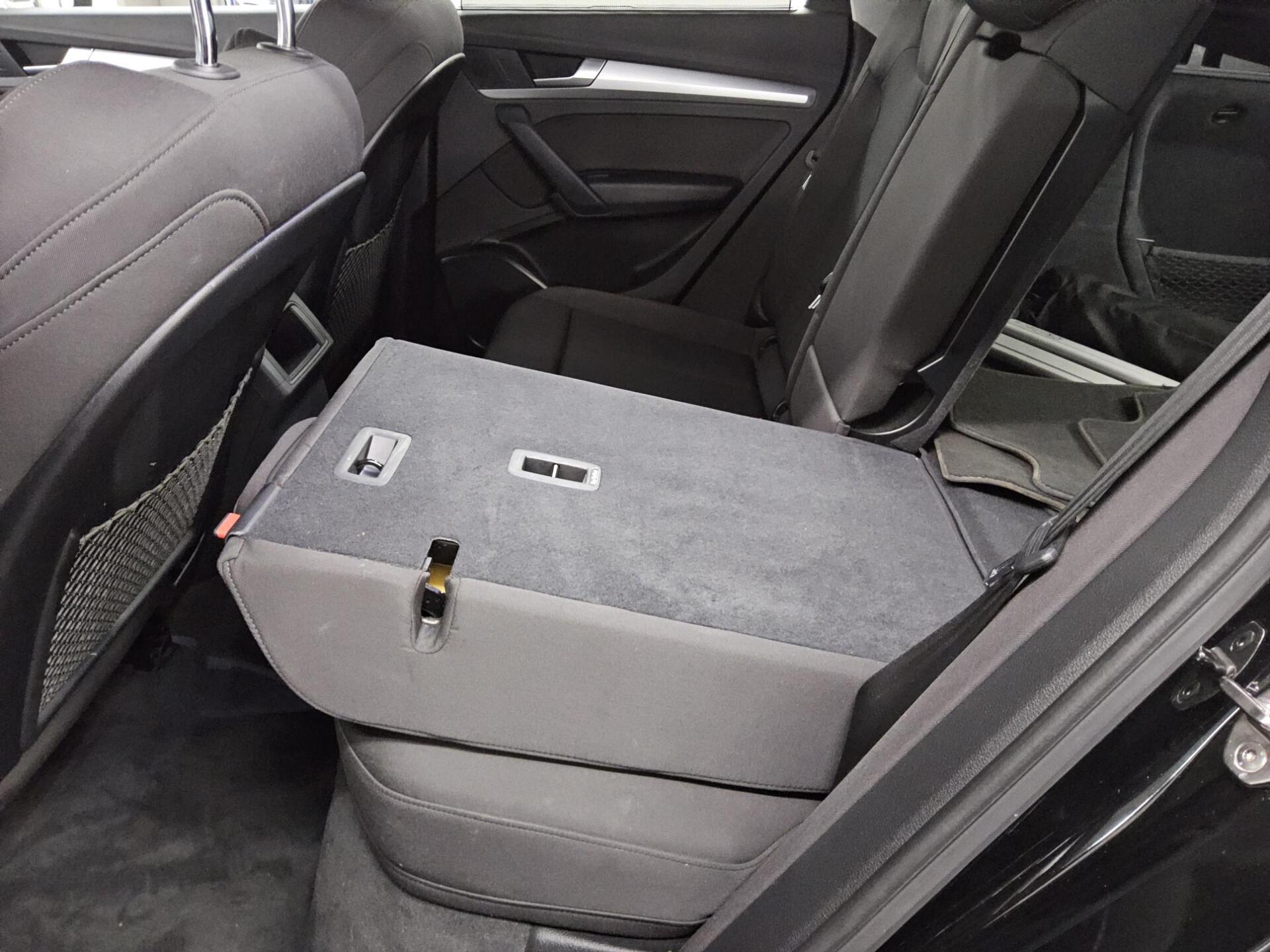 Audi Q5 40 TDI Qu. Navi Matrix vc+ HuD RFK ACC 13