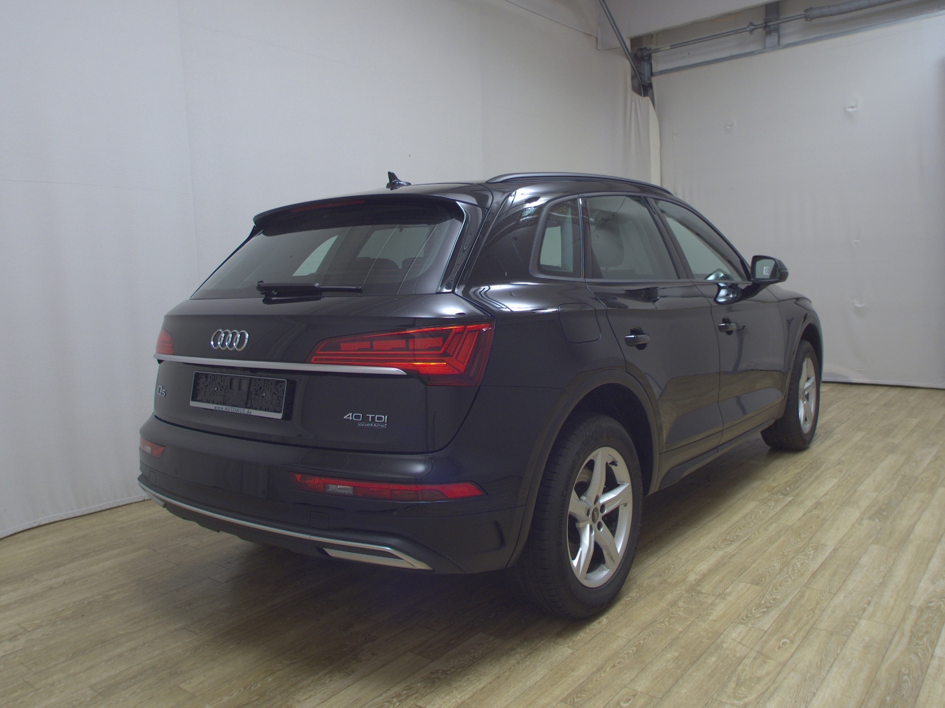 Audi Q5 40 TDI Qu. Navi Matrix vc+ HuD RFK ACC 4