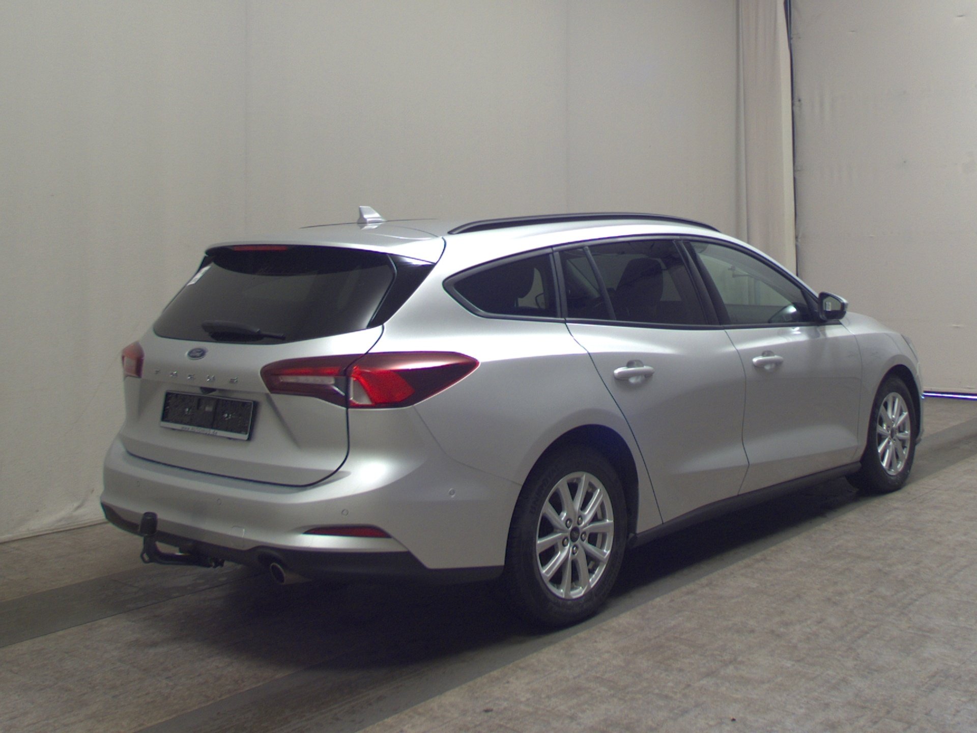 Ford Focus Turnier 1.5 EB Cool&Connect Navi RFK AHK 4