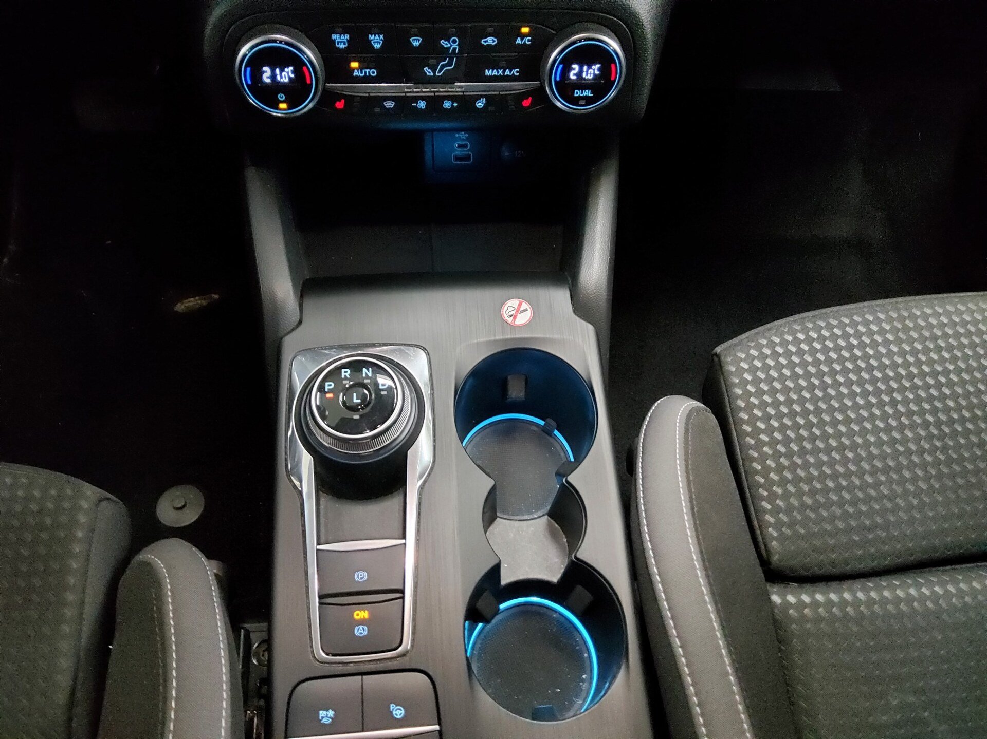 Ford Focus Turnier 1.5 EB Cool&Connect Navi RFK AHK 6