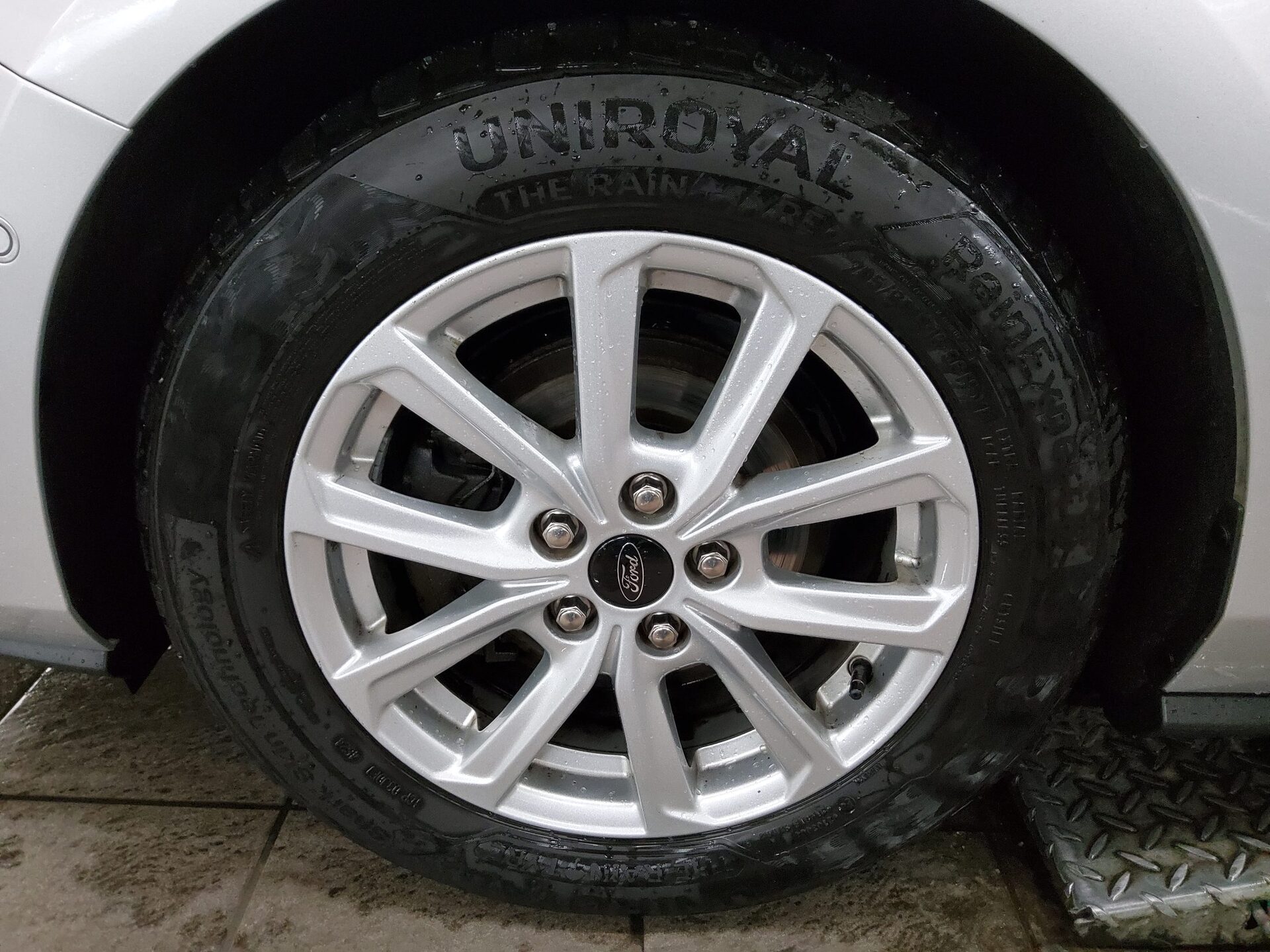 Ford Focus Turnier 1.5 EB Cool&Connect Navi RFK AHK 10