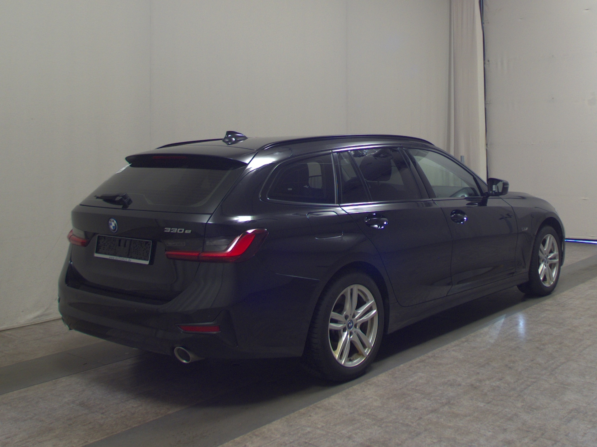 BMW 330e Touring Sport-Line T-Leder Navi LED HiFi 4