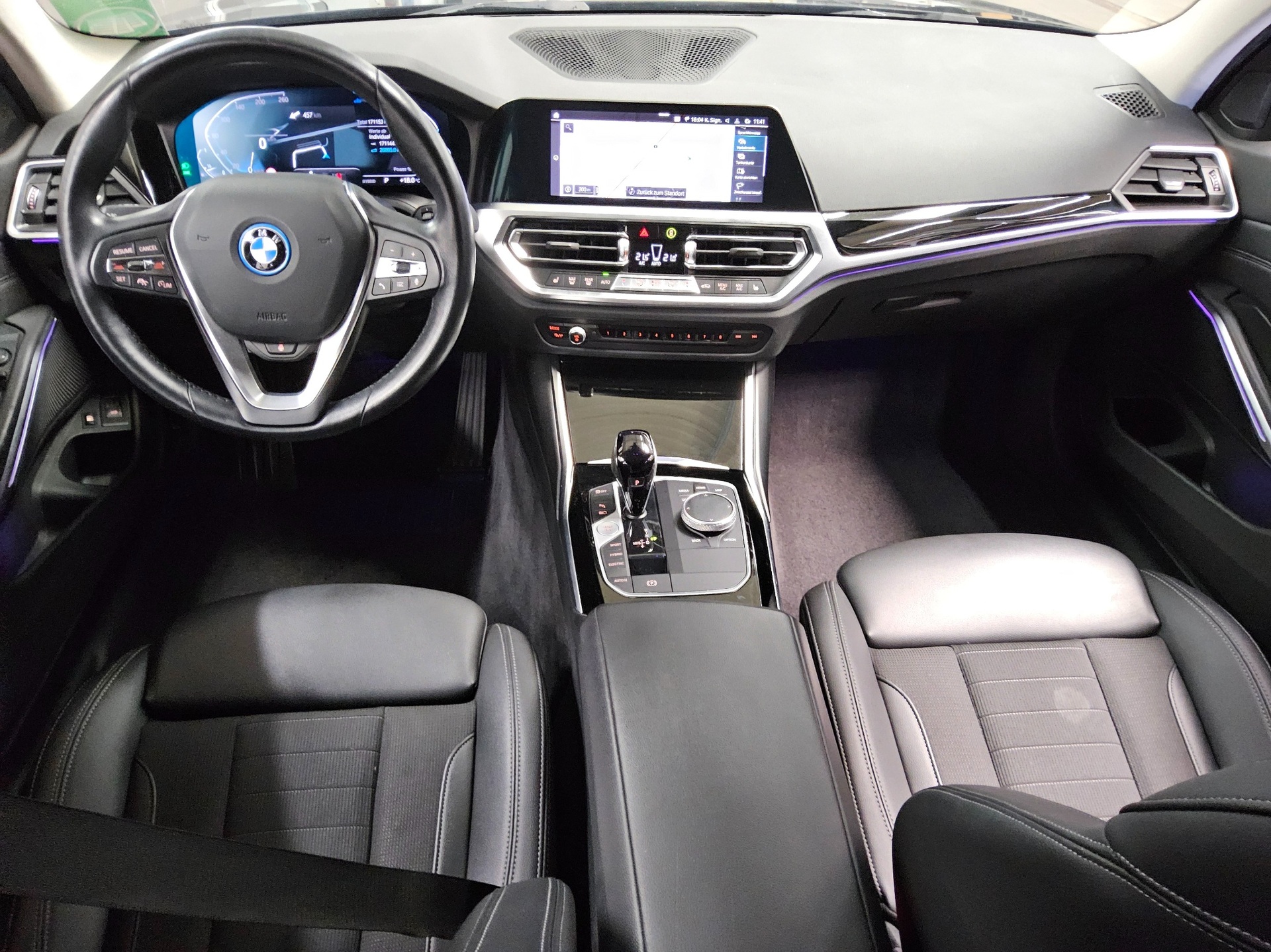 BMW 330e Touring Sport-Line T-Leder Navi LED HiFi 5