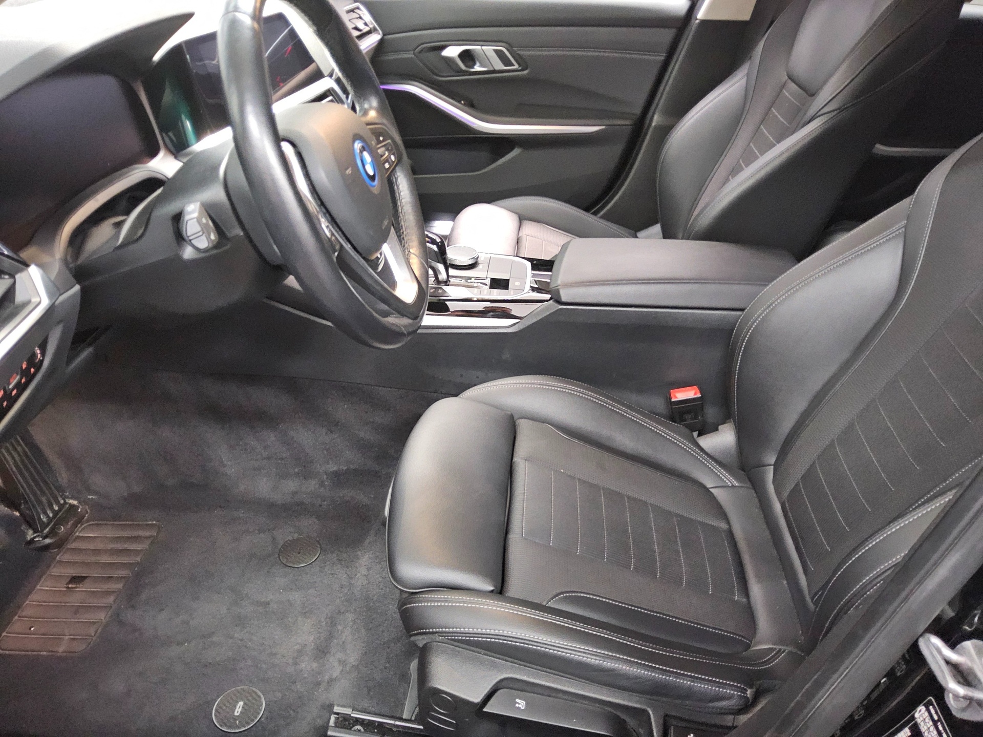 BMW 330e Touring Sport-Line T-Leder Navi LED HiFi 9