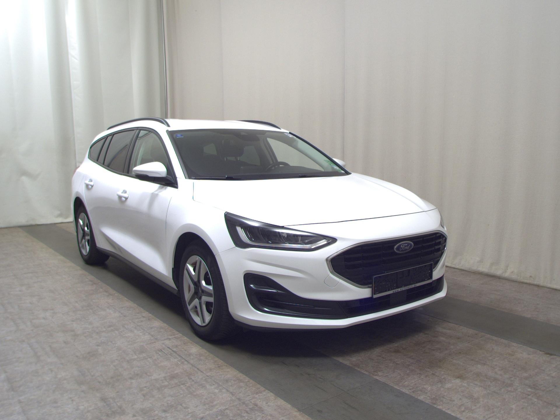 Ford Focus Turnier 1.5 EB Cool&Connect Navi LED Shz 3