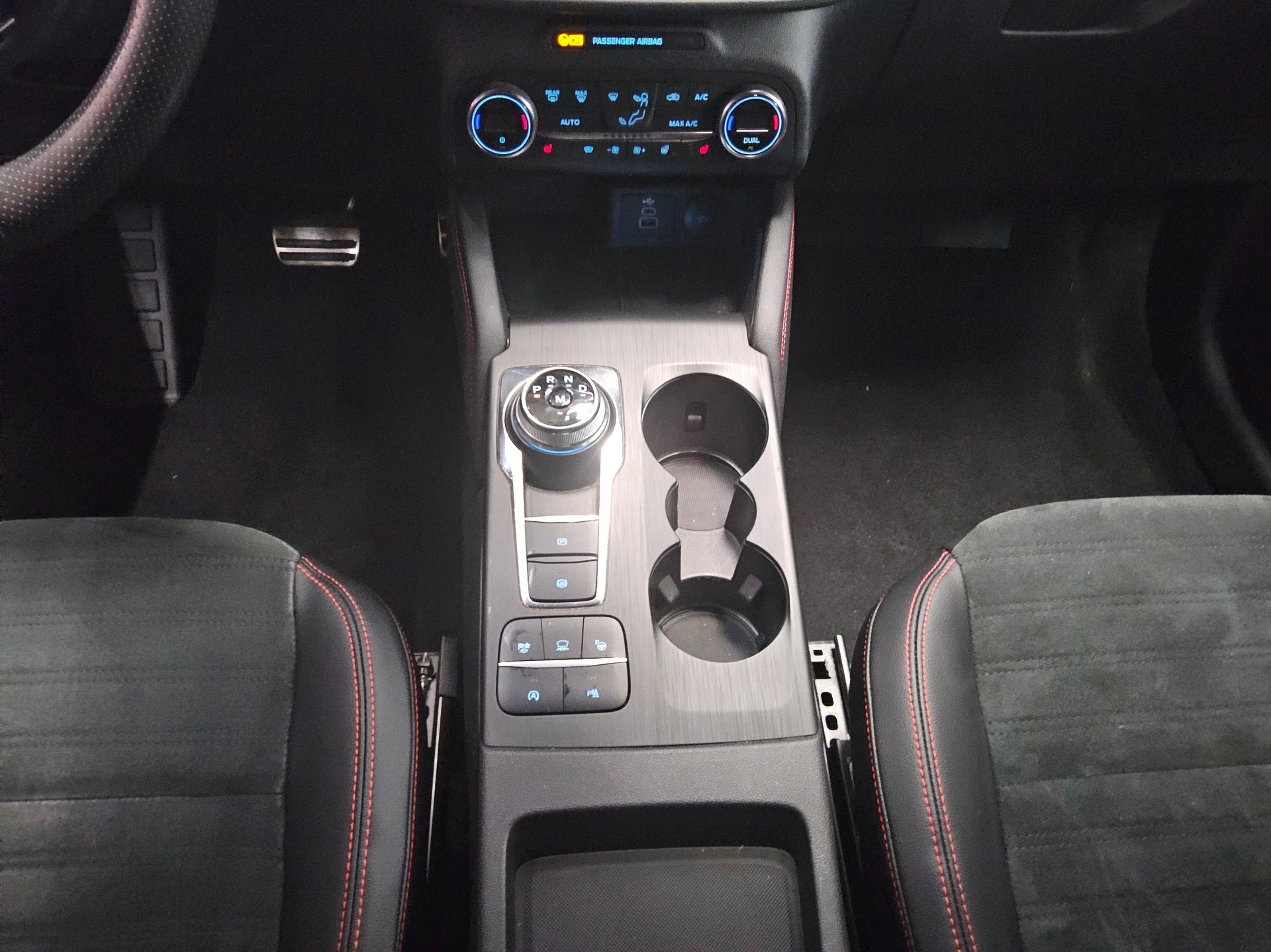 Ford Kuga 2.0 EB ST-Line X Navi LED vc RfK AHK HuD 6