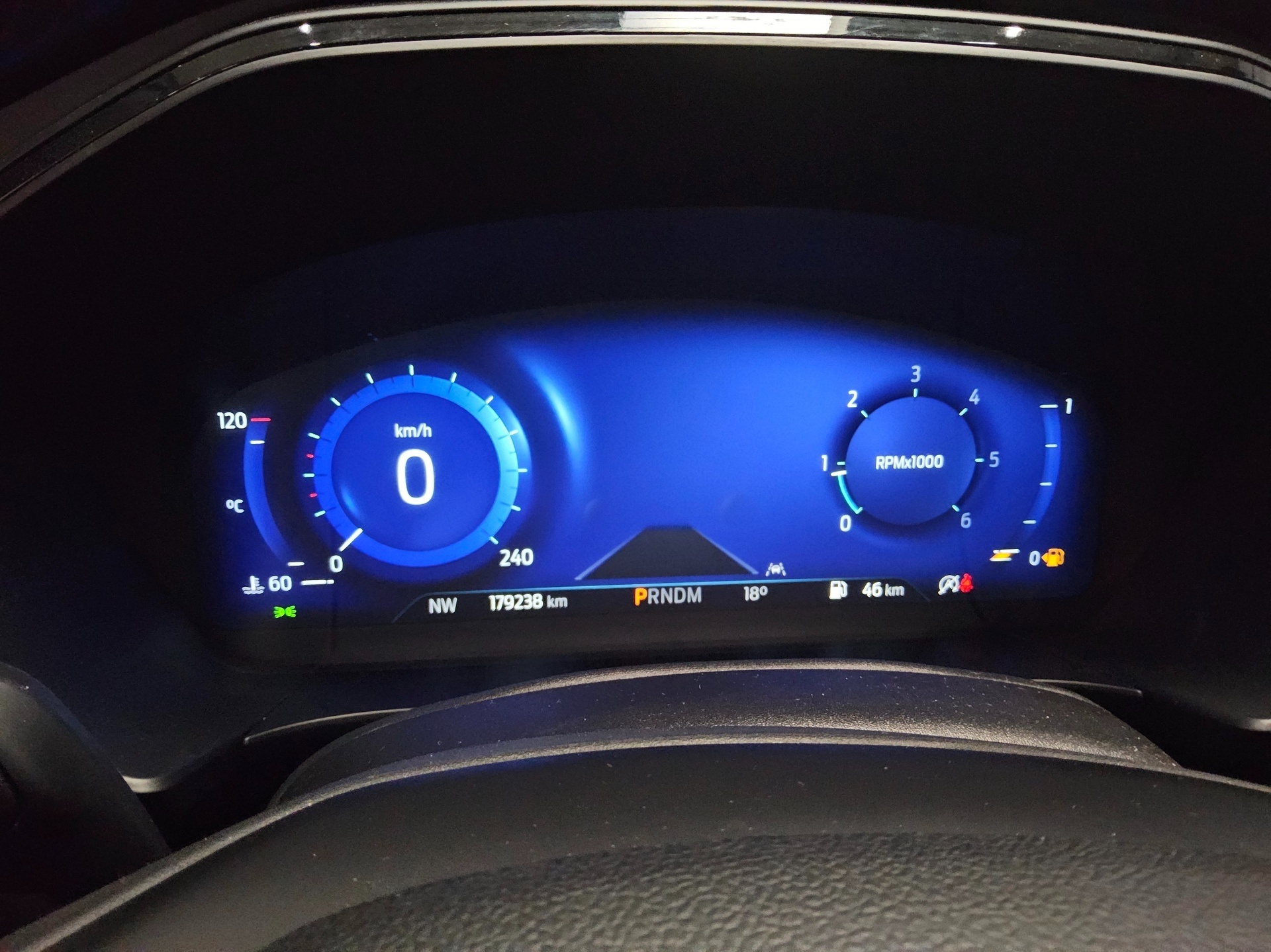 Ford Kuga 2.0 EB ST-Line X Navi LED vc RfK AHK HuD 8
