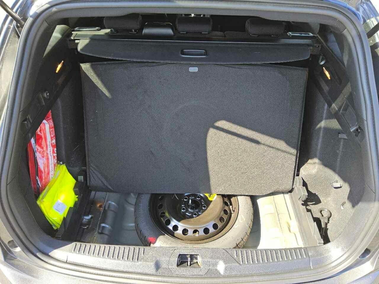 Ford Focus Turnier 1.5 EB ST-Line Navi LED HuD RFK 10