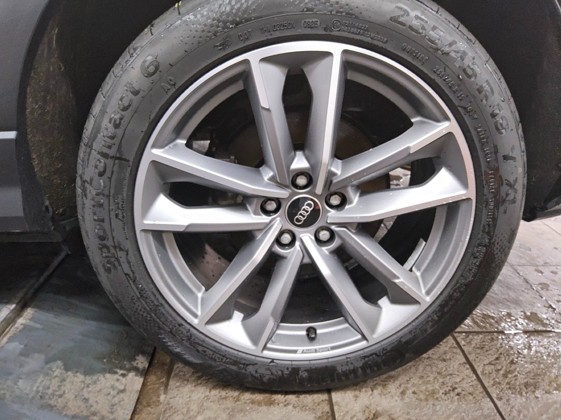Audi Q3 40 TDI Qu. S-Line Optik-Paket Navi LED vc RfK 11