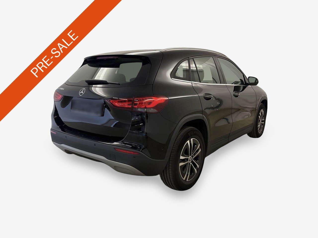 Mercedes-Benz GLA 200 d Style NAVI SHZ RFK ACC AHK 4