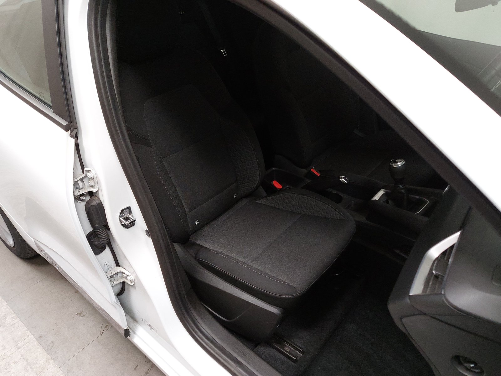 Renault Clio 0.9 TCe Experience LED BT SPURHALTE 10