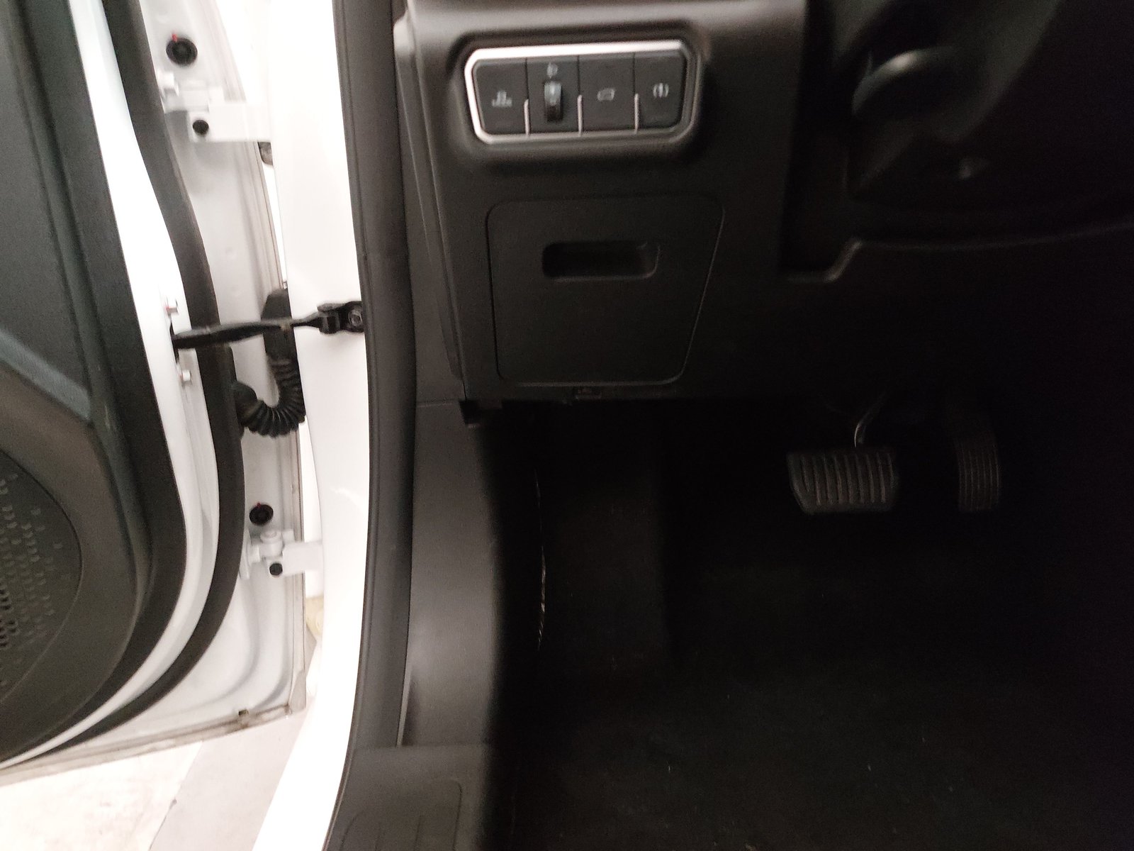 GWM ORA 03 T-LEDER NAVI KLIMAAUT LED RFK 7