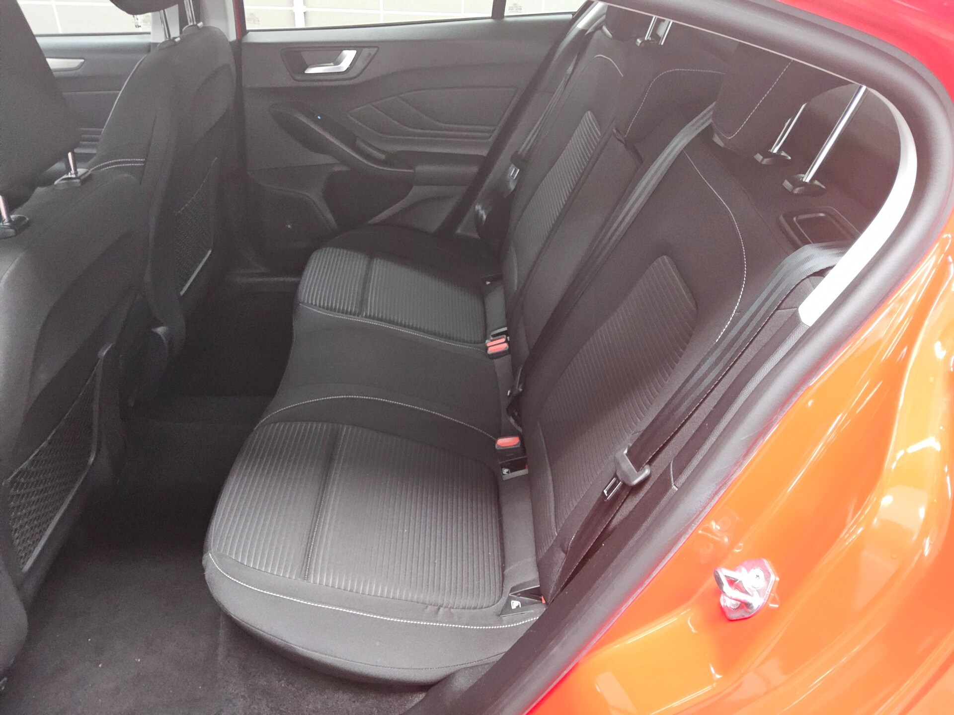Ford Focus 1.0 EB Titanium Navi LED RfK ACC PDC Shz 12