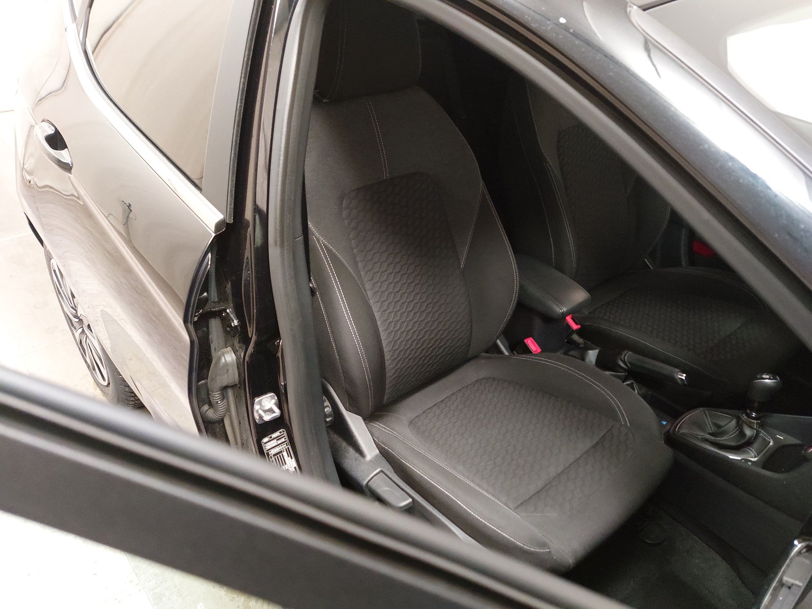 Ford Fiesta 1.0 Titanium X Shz RFK LED 11