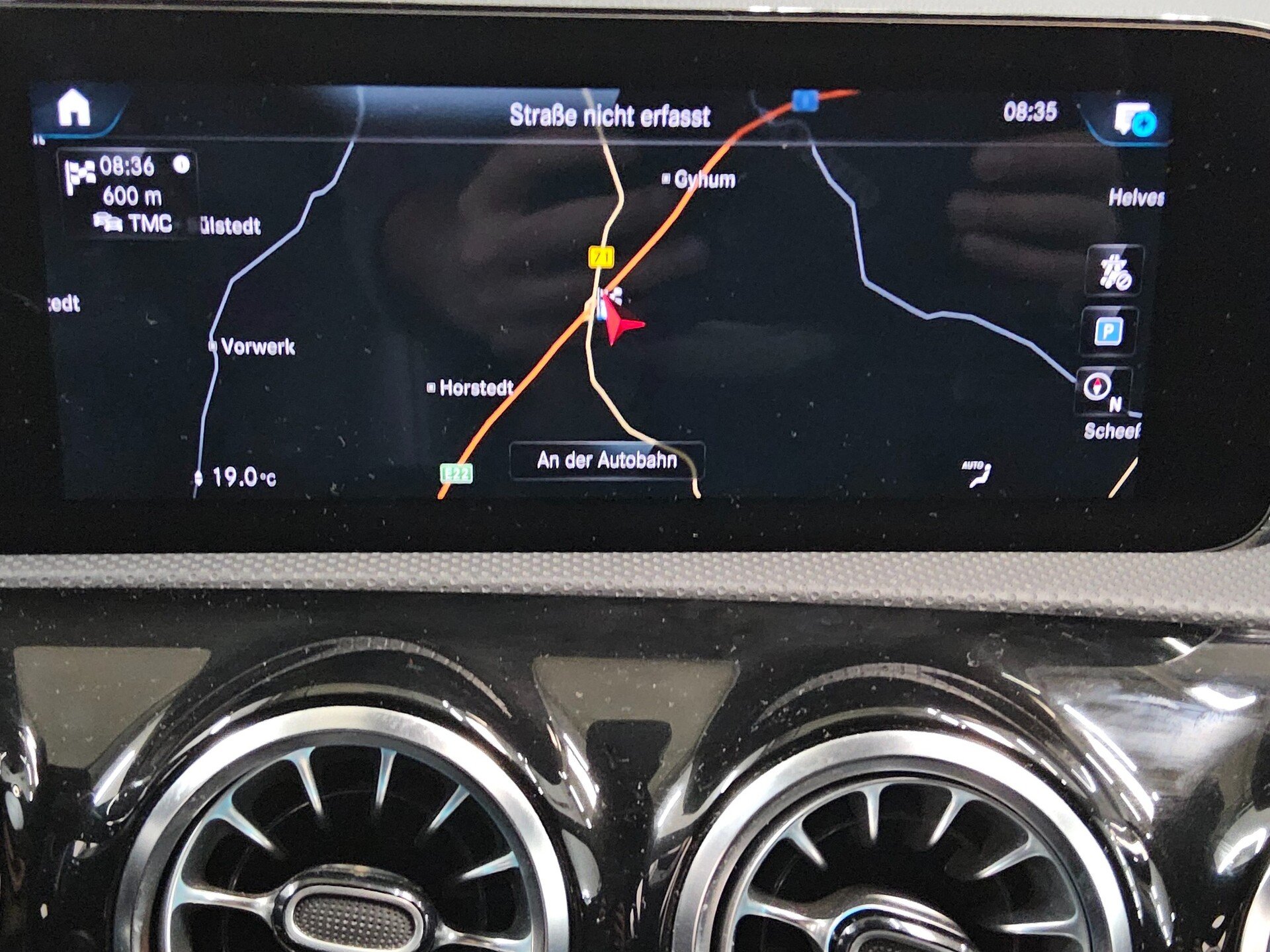 Mercedes-Benz CLA 200 SB d AMG-Line Night Navi LED RfK MBUX-AR 7