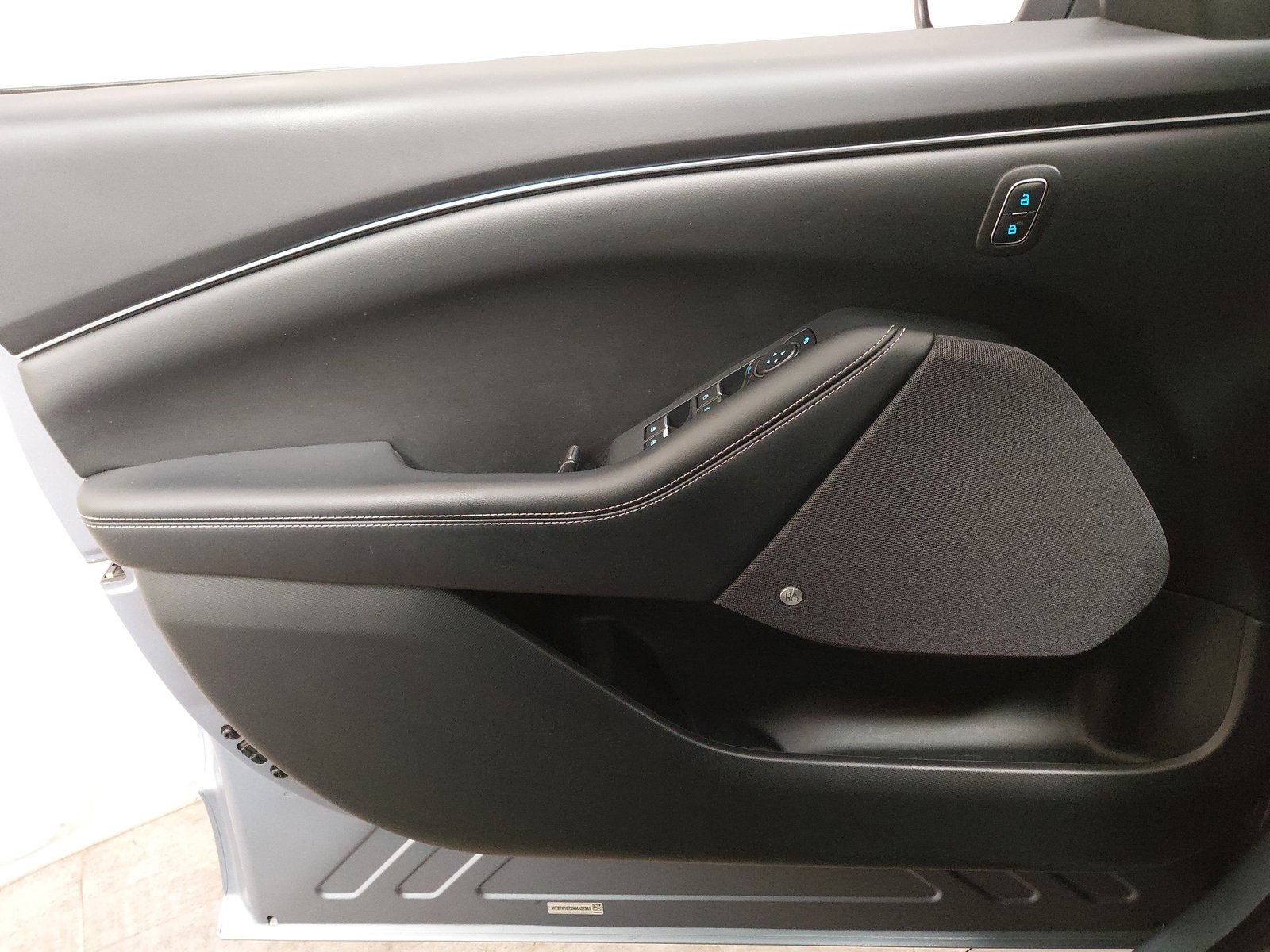 Ford Mustang Mach-E Leder Navi LED 360°- Kamera 5