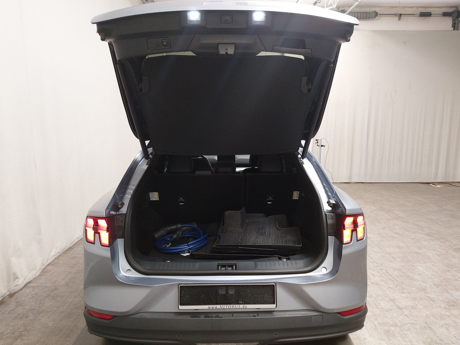 Ford Mustang Mach-E Leder Navi LED 360°- Kamera 15