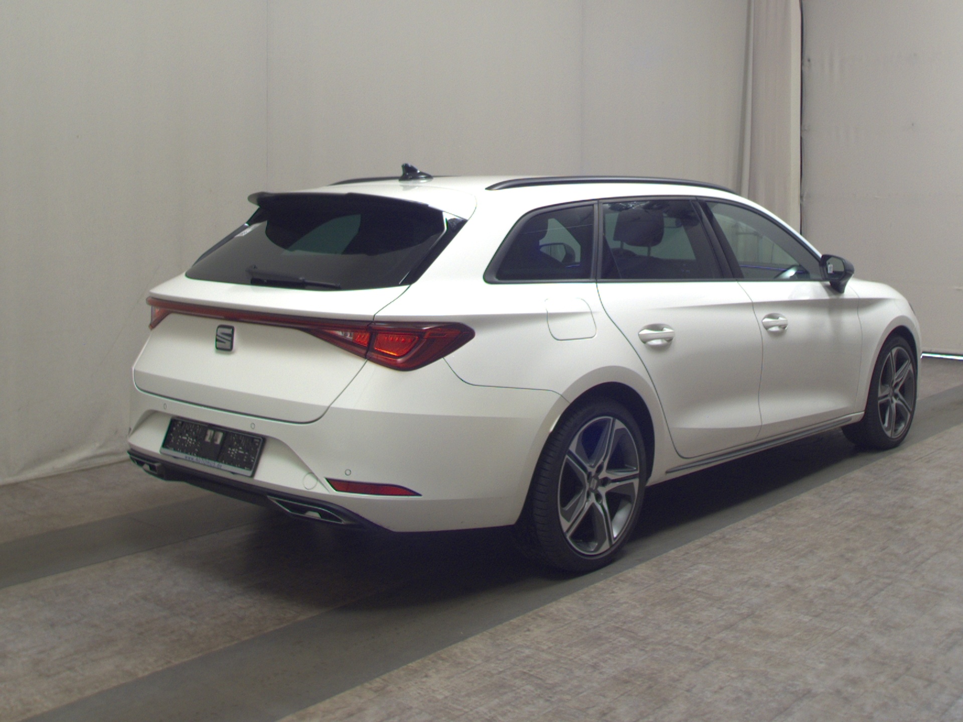 Seat Leon Sportstourer 2.0 TDI FR-Line Navi LED vc 4