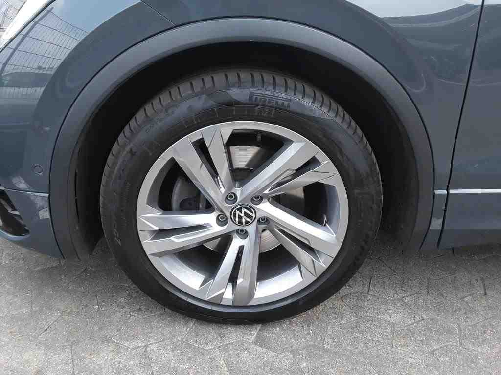 Volkswagen Tiguan 2.0 TDI 4M R-Line Navi LED AID Pano 12