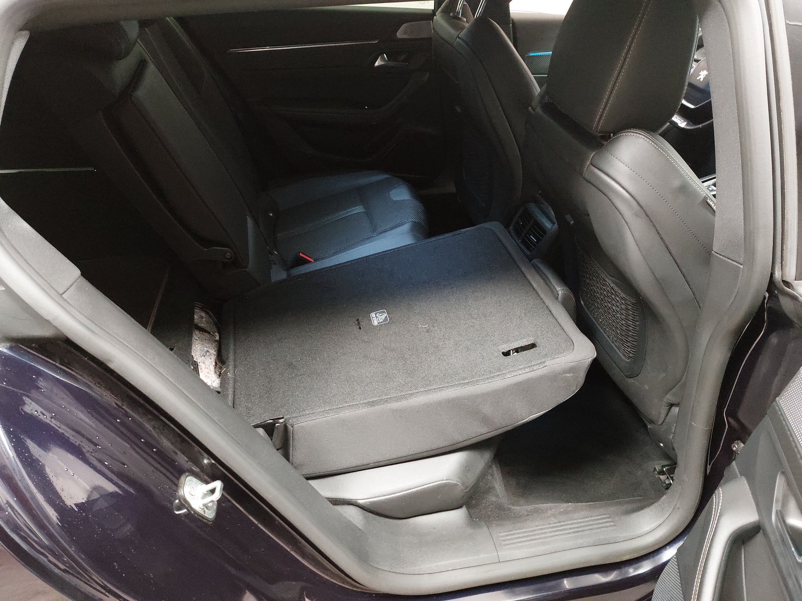 Peugeot 508 SW Hybrid 225 GT-Line T-Leder Navi LED 360° 11