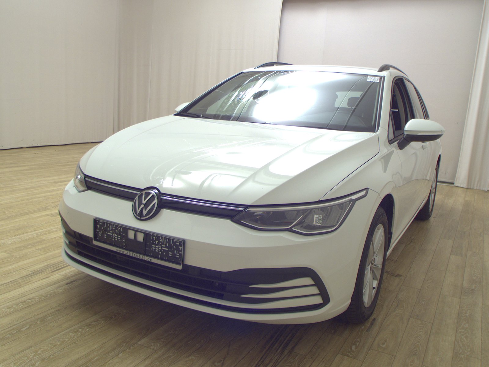 Volkswagen Golf Var. 2.0 TDI Life LED PDC Shz DC 2