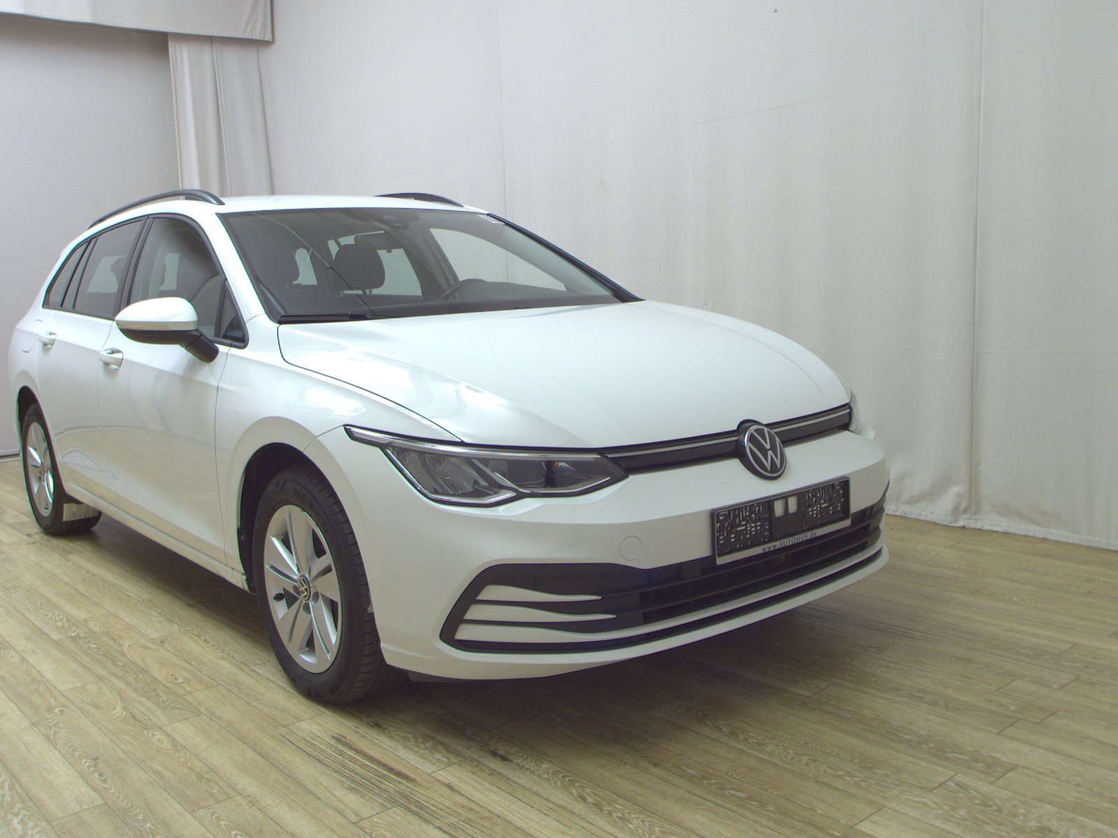 Volkswagen Golf Var. 2.0 TDI Life LED PDC Shz DC 3