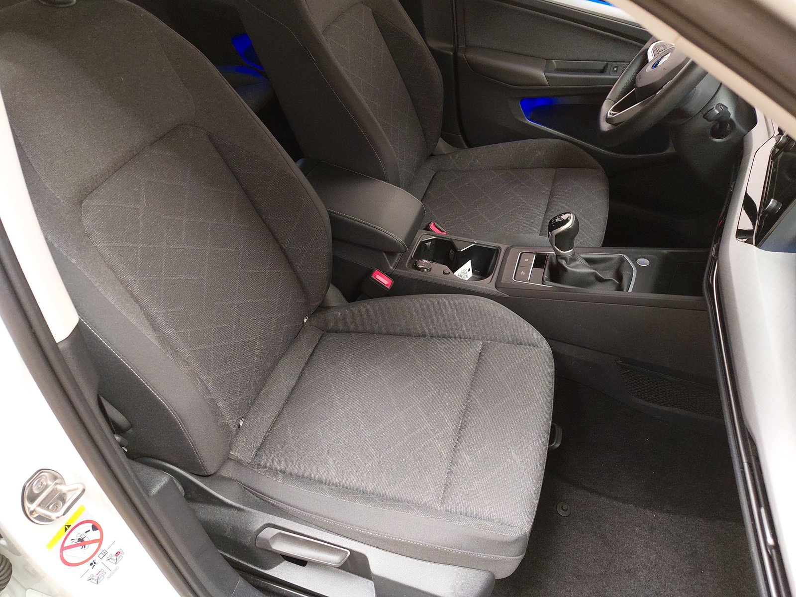 Volkswagen Golf Var. 2.0 TDI Life LED PDC Shz DC 10