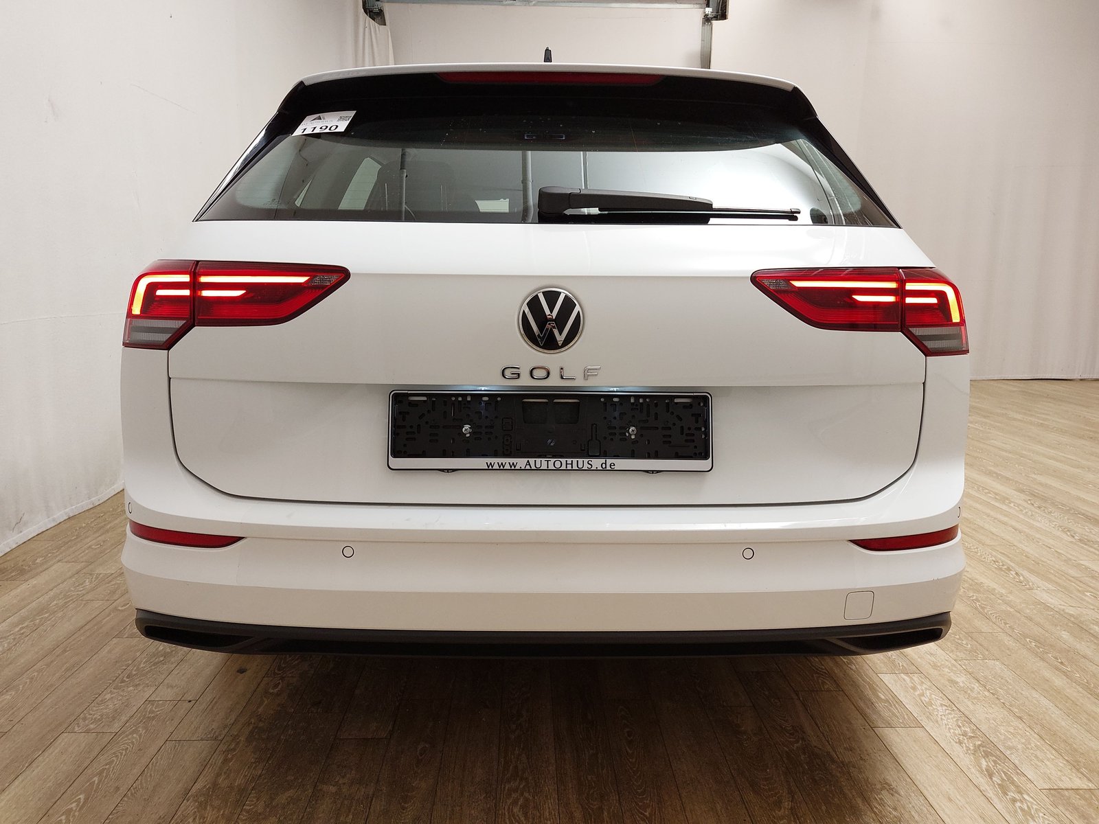 Volkswagen Golf Var. 2.0 TDI Life LED PDC Shz DC 14