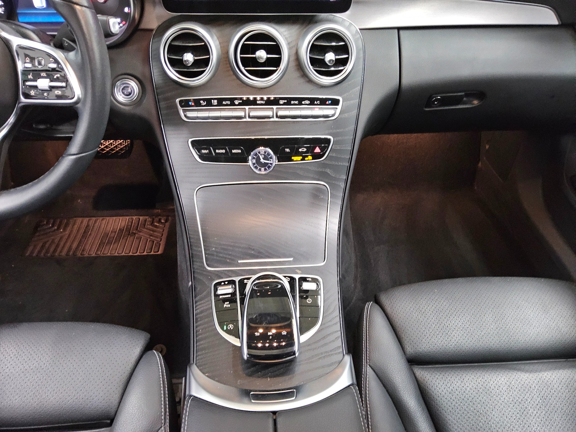 Mercedes-Benz C 220 T d Avantgarde Navi LED Pano Burmester 6