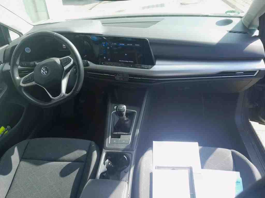 Volkswagen Golf-8 Var. 2.0 TDI Life NAVI LED PDC ACC 5