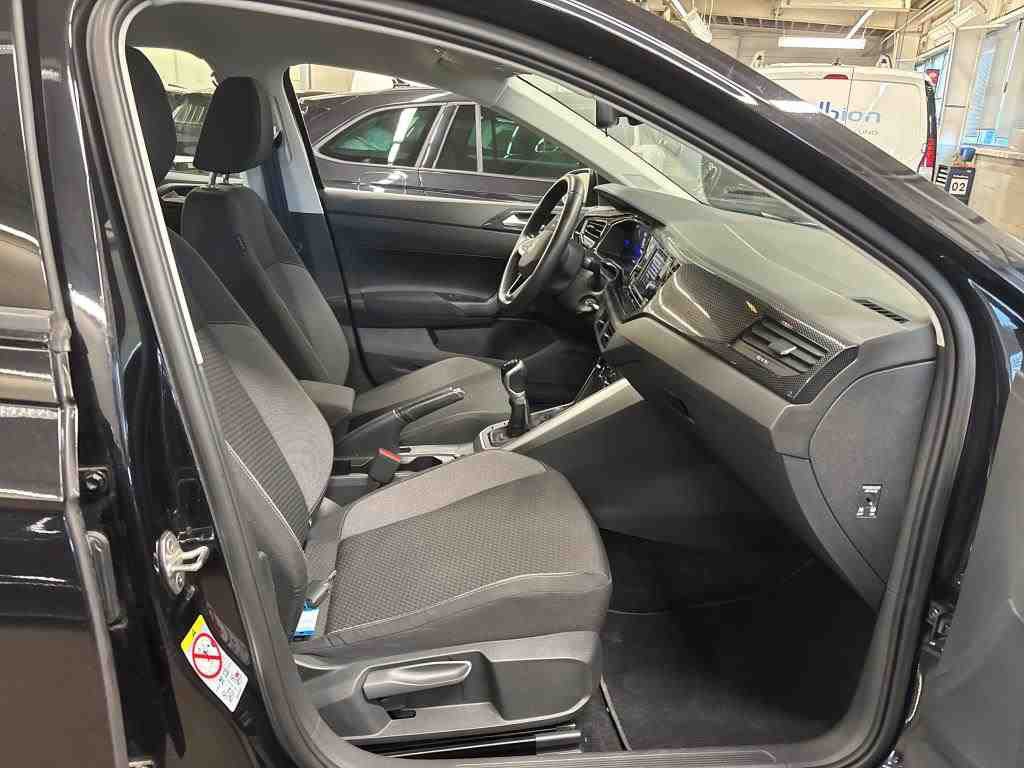 Volkswagen Polo 1.0 Life PDC LED 6