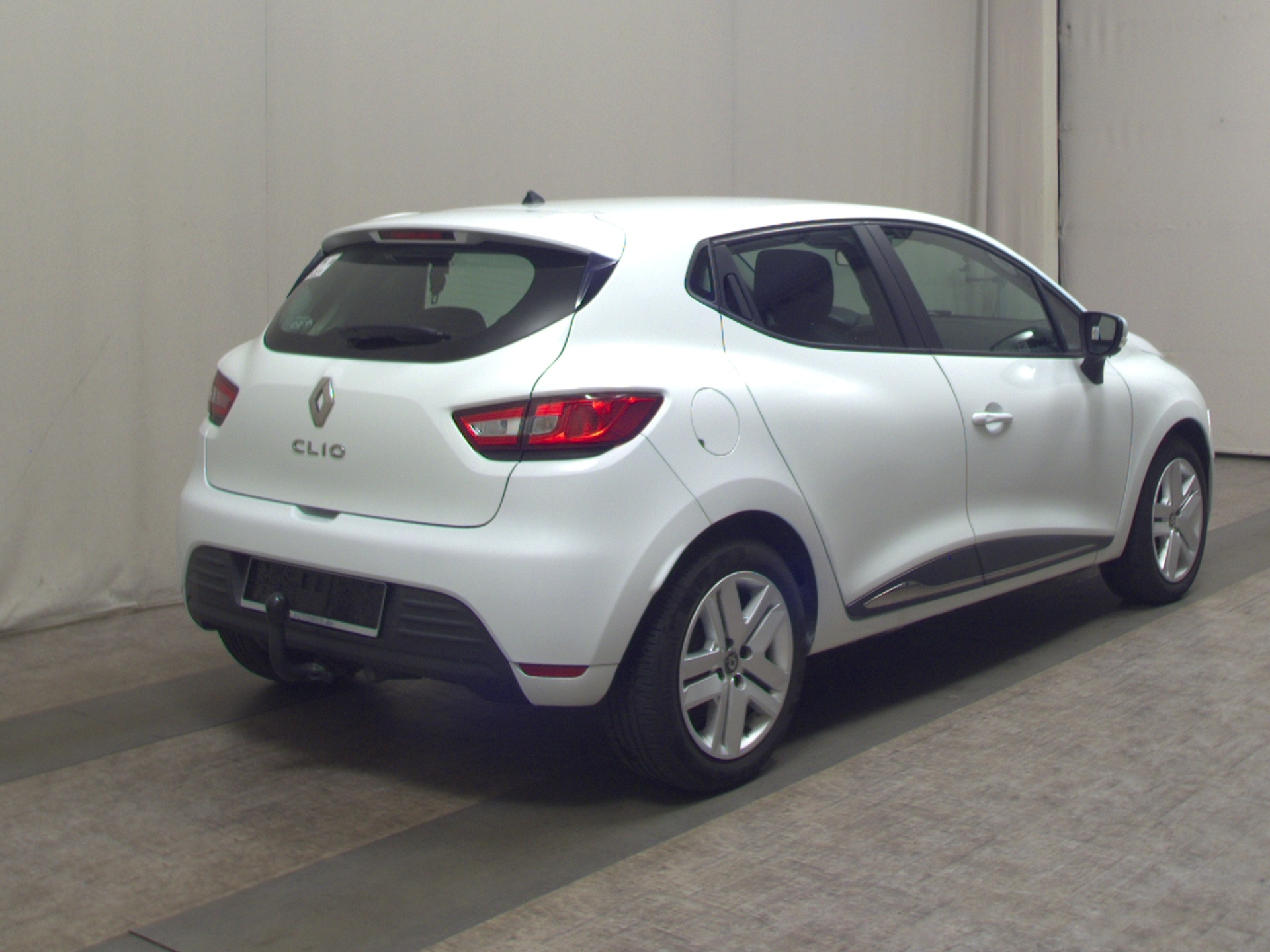 Renault Clio 0.9 TCe Navi AHK Shz BT Klima Tempomat 4