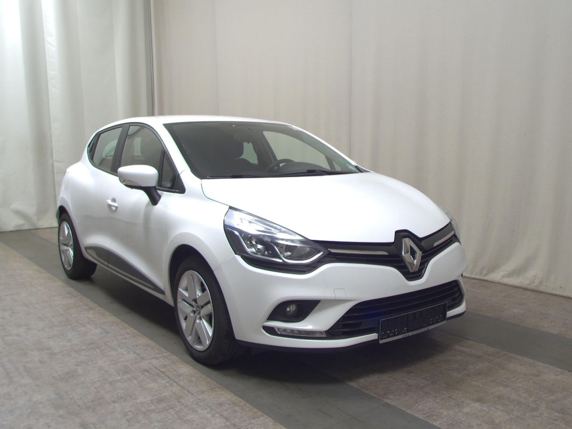 Renault Clio 0.9 TCe Navi AHK Shz BT Klima Tempomat 3