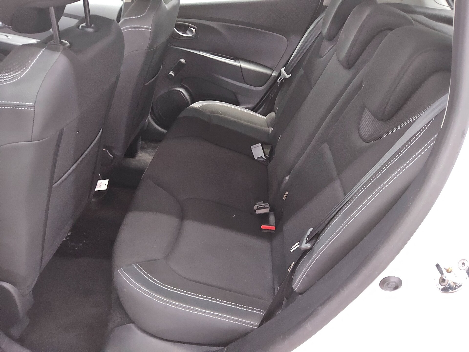 Renault Clio 0.9 TCe Navi AHK Shz BT Klima Tempomat 13