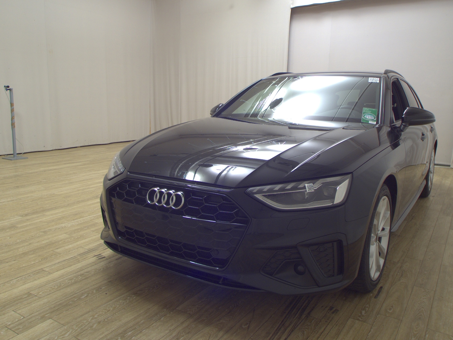 Audi A4 Avant 40 TDI S-Line Navi Matrix Virtual Sound RFK 2