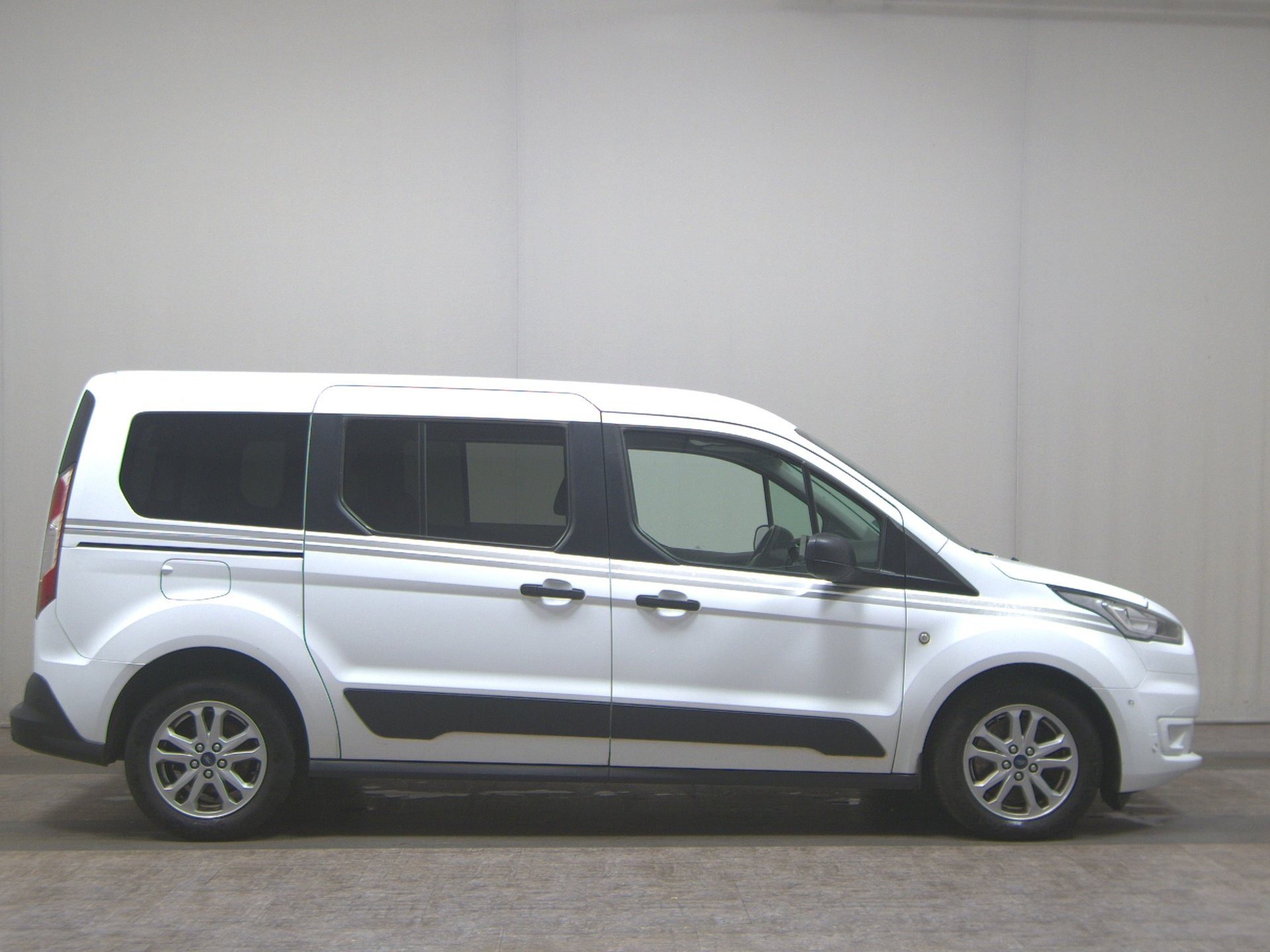 Ford Transit Connect 1.5 TDCi Trend 5-Sitzer Navi AHK