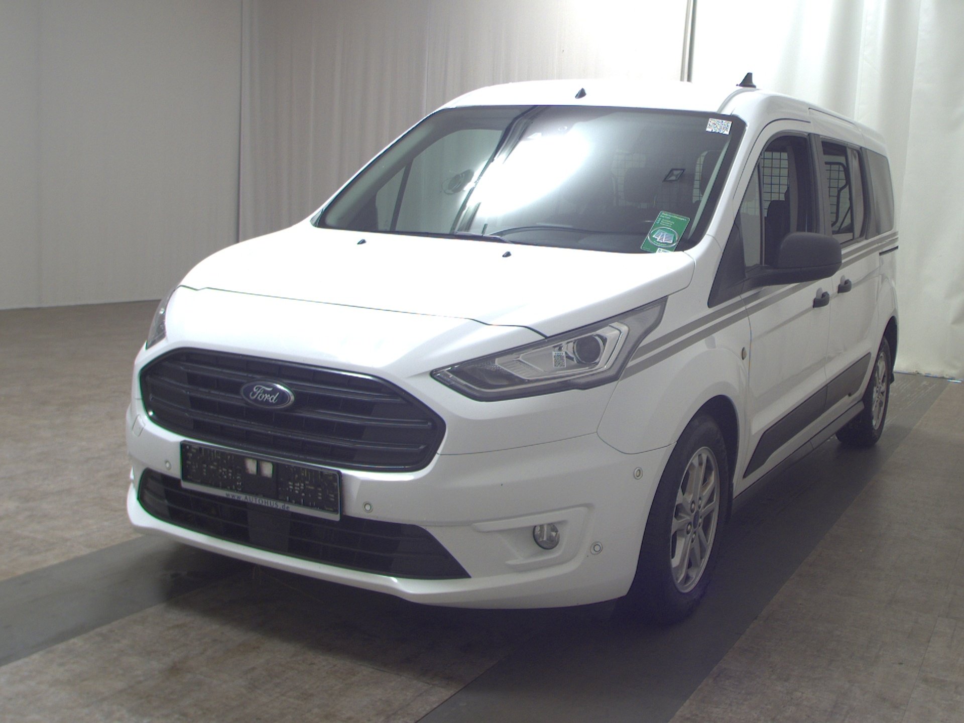 Ford Transit Connect 1.5 TDCi Trend 5-Sitzer Navi AHK 2