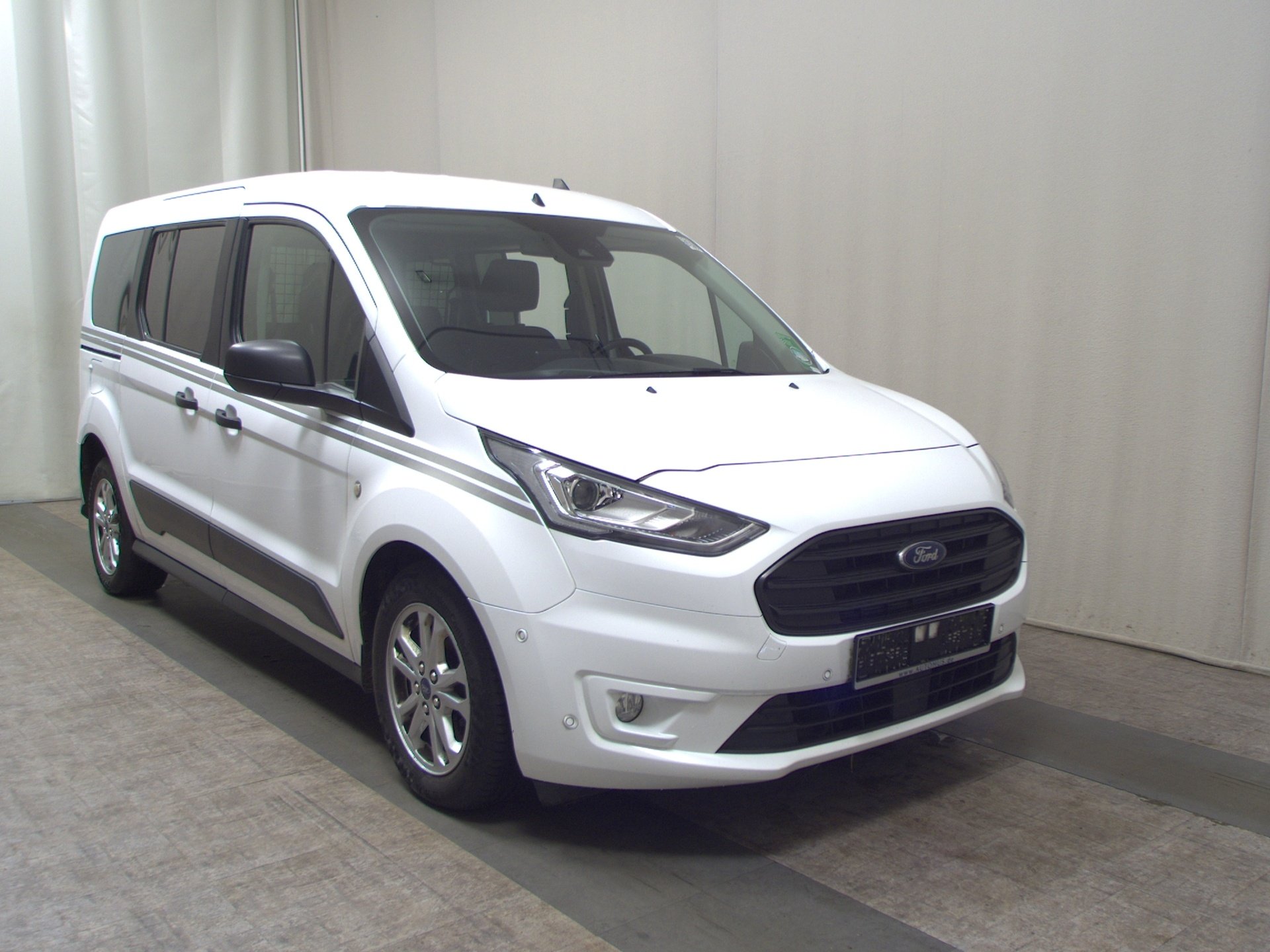 Ford Transit Connect 1.5 TDCi Trend 5-Sitzer Navi AHK 3