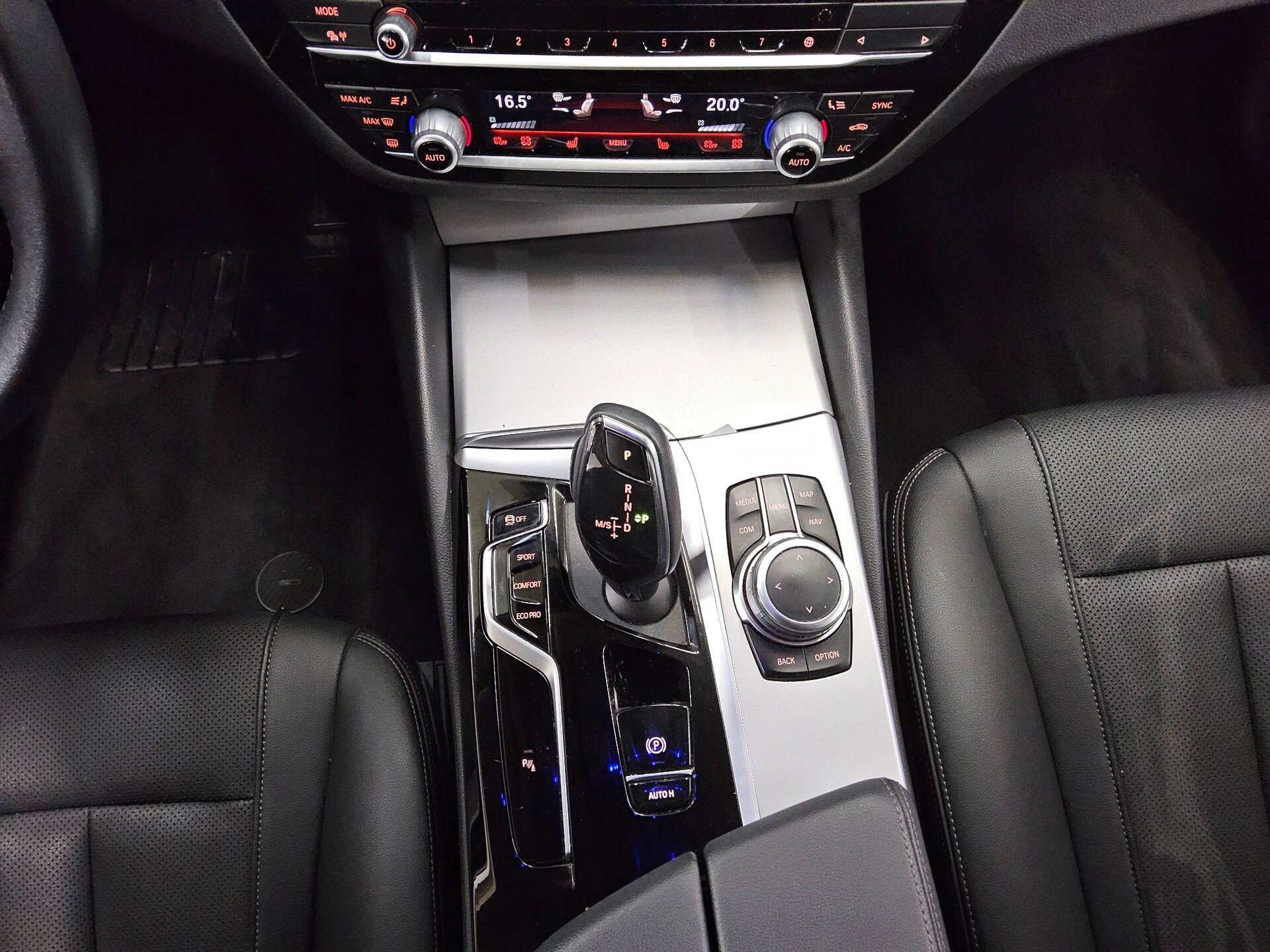 BMW 520dA xDr Leder Navi LC Prof. LED RfK 6
