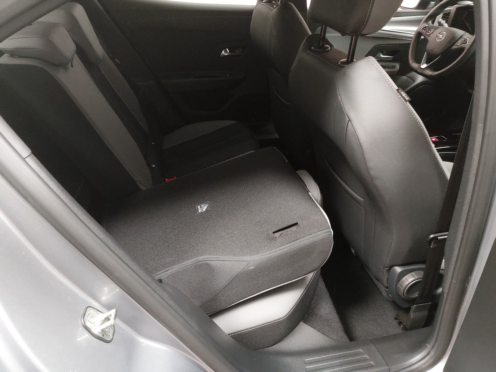 Opel Mokka-e Elegance NAVI LED SHZ RFK 11