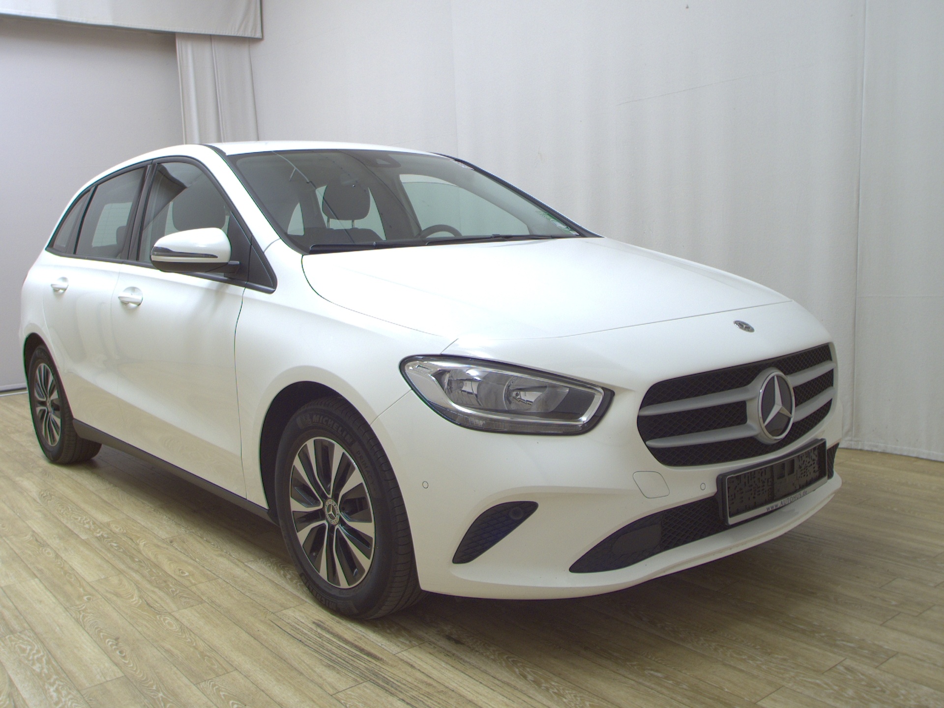 Mercedes-Benz B 200 d T-Leder Navi MBUX Shz PDC Tempomat 3