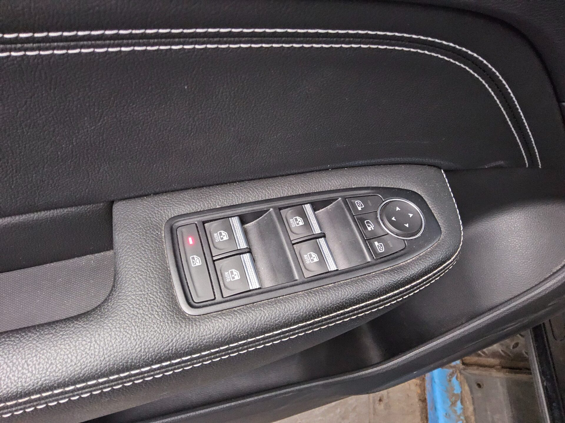 Renault Arkana 1.3 TCe Intens T-Leder Navi LED ACC RfK 9