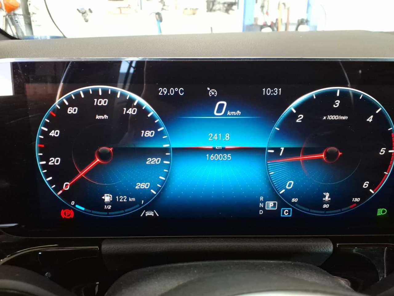 Mercedes-Benz GLA 220 d 4M Progressive NAVI SHZ PANO RFK ACC 8
